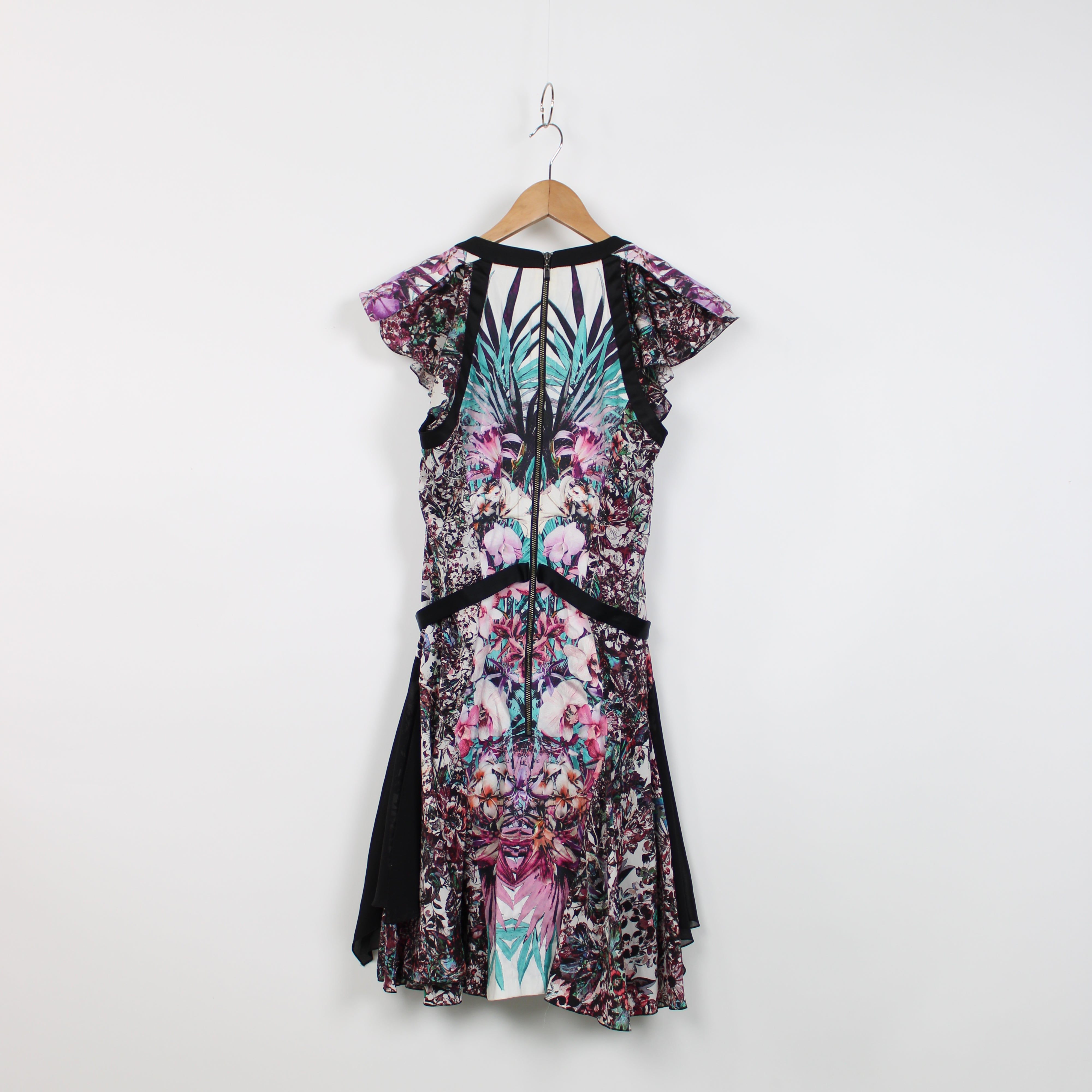 cue design dresses Garment care and sizing