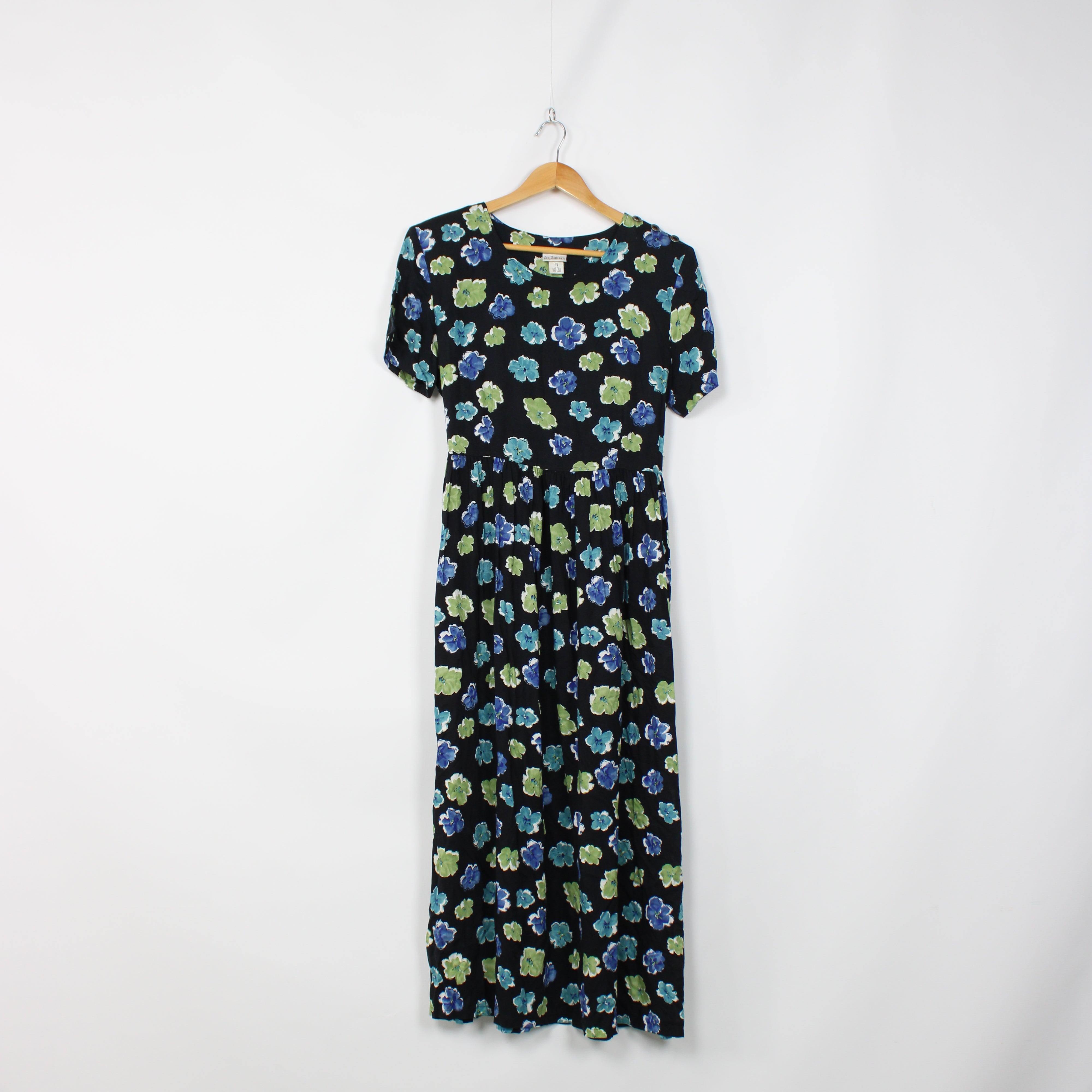 Liz Jordan  Vinnies Finds